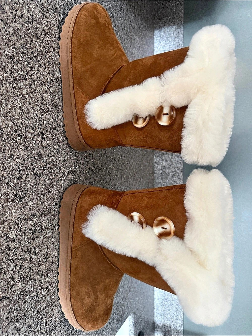 SO Faux Fur Trim Winter Boots in Brown & White Like New